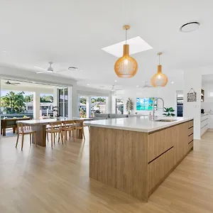 Holiday home Osprey Oasis, Banksia Beach